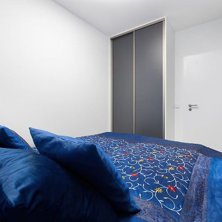 Platinium Apartment By Renters Prestige Rewal Bagian luar foto
