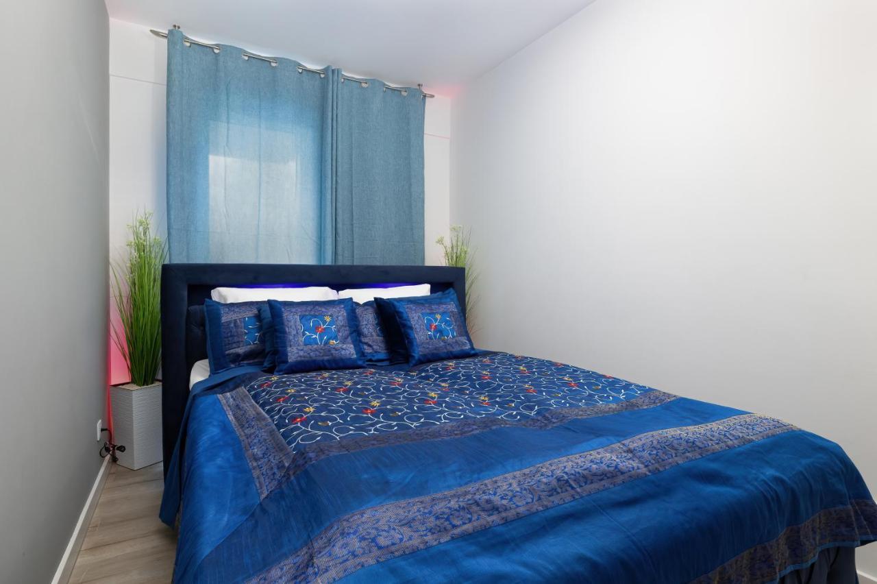 Platinium Apartment By Renters Prestige Rewal Bagian luar foto
