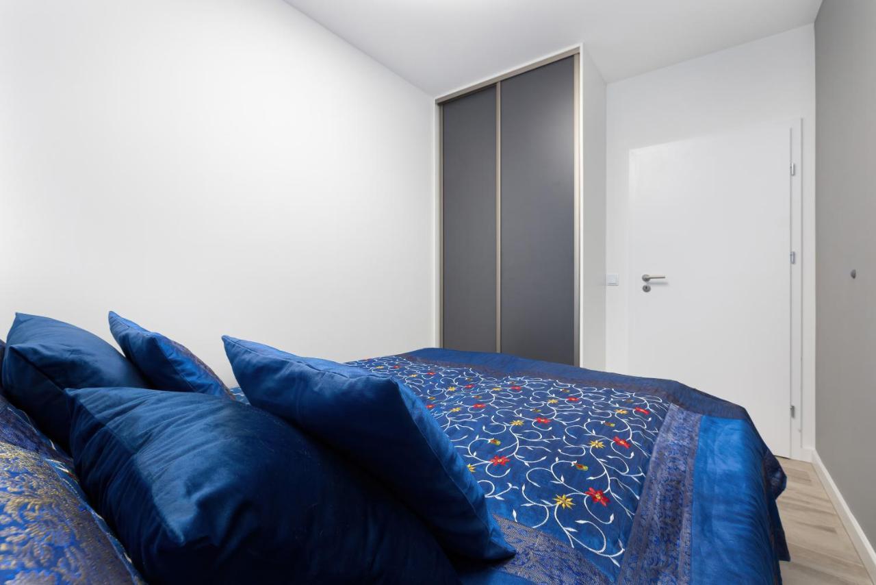 Platinium Apartment By Renters Prestige Rewal Bagian luar foto